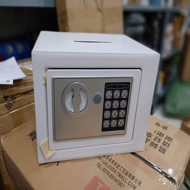 Két sắt điện tử mini giá rẻ trên thị trường