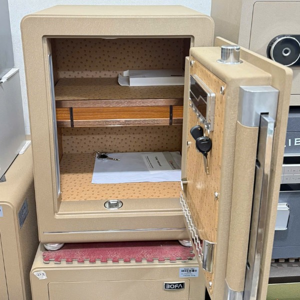 Hình ảnh Két sắt nhập khẩu bofa 60BJ khóa vân tay điện tử  kết nối điện thoại2