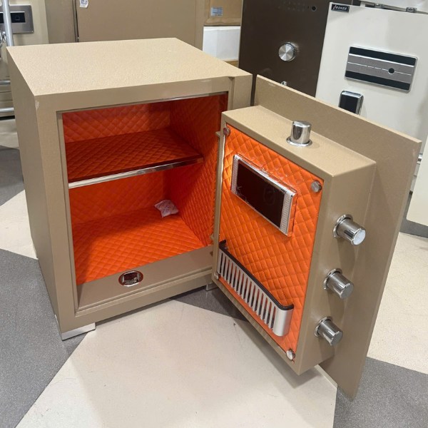 Nội thất két sắt Bokee BK50H rộng chia 2 ngăn để được giấy tờ