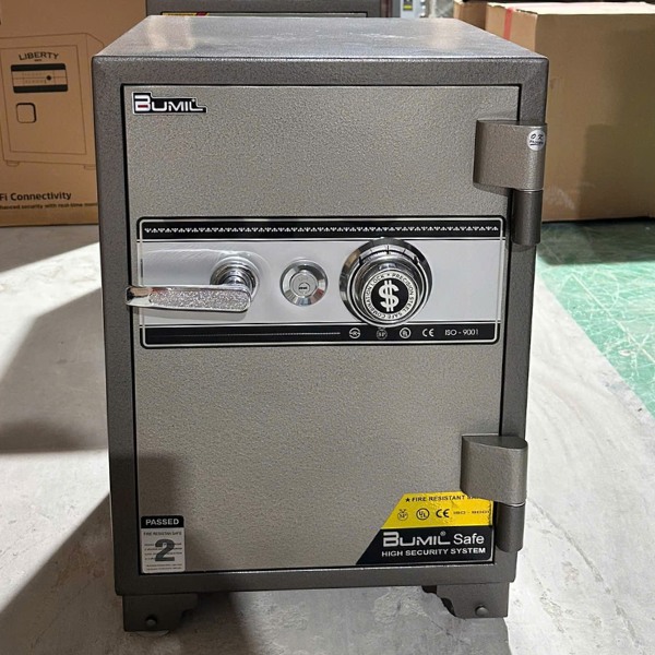 Hình ảnh Két sắt siêu chống cháy BUMIL BM135 cơ đổi mã0