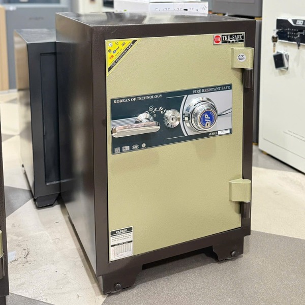 Hình ảnh Két sắt chống cháy trusafe TH100DM khóa cơ đổi mã cho gia đình văn phòng0
