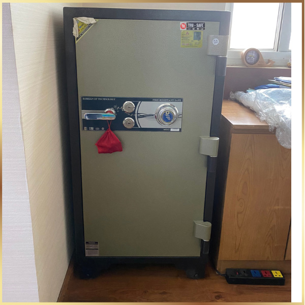 Lắp đặt két sắt cỡ lớn Hàn Quốc Trusafe C380DM khóa cơ cho gia đình kèm HDSD
