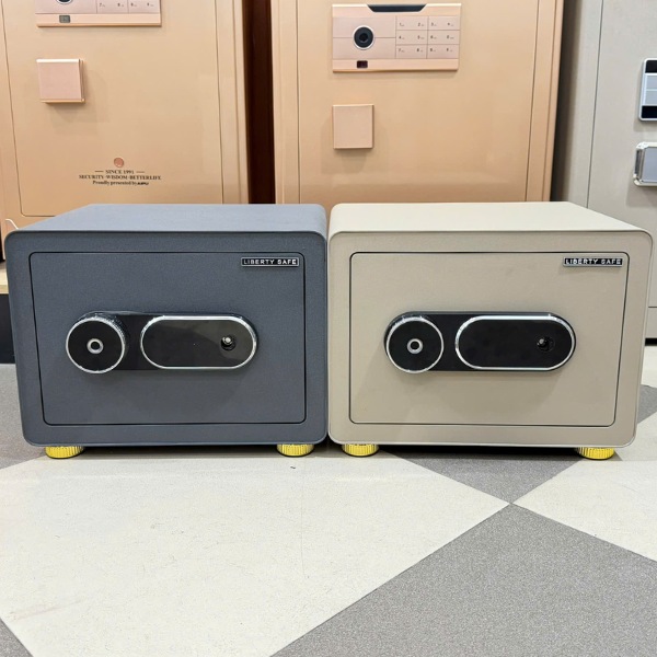 Nội thất Két sắt Liberty LB30S mini thông minh màu gold, xám