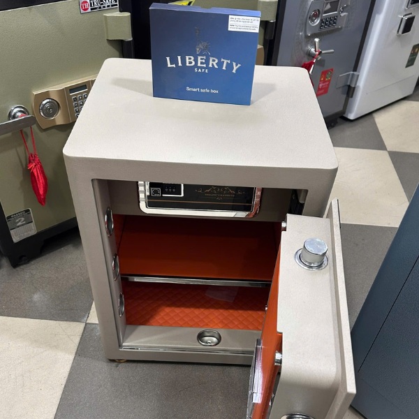 Hình ảnh Két sắt Liberty LB58S vân tay kết nối điện thoại1