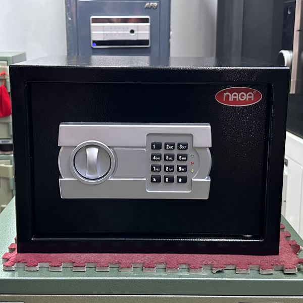 Hình ảnh thực tế két sắt NAGA NG25 màu đen