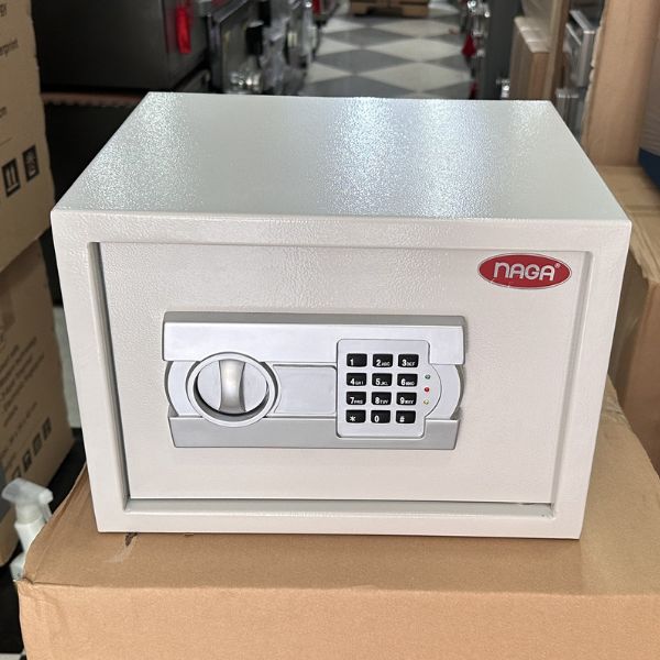 Hình ảnh thực tế két sắt NAGA NG25 màu trắng khóa điện tử