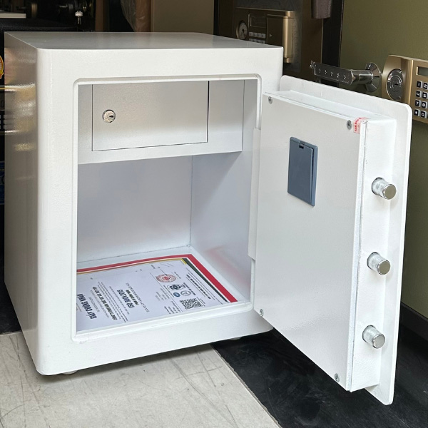 Hình ảnh Két sắt siêu cường Việt Tiệp KSC50E điện tử ( màu đen , trắng)3