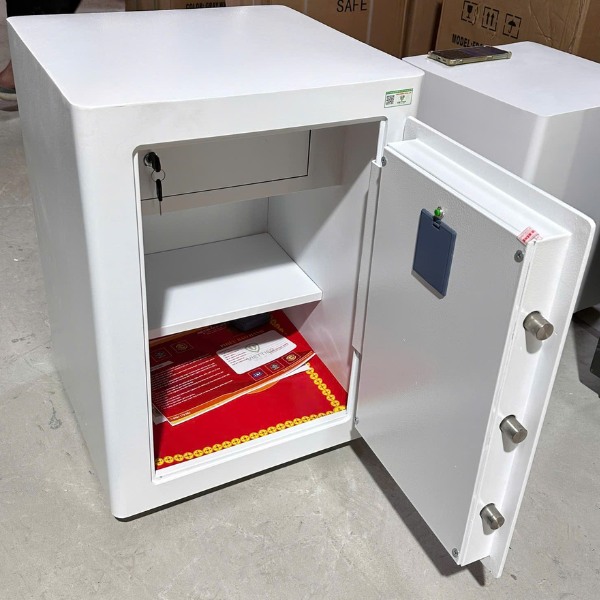 Hình ảnh Két sắt tài lộc Việt Tiệp KW63SCE điện tử-70kg3