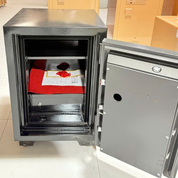 Hình ảnh Két sắt điện tử chống cháy TOKYO TKO79E 130kg màu đen4