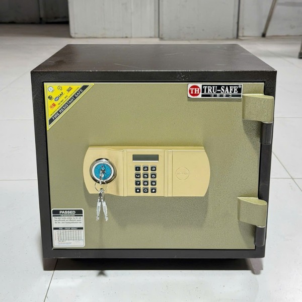 Hình ảnh Két sắt điện tử Trusafe HQ63DT chống cháy có báo động0
