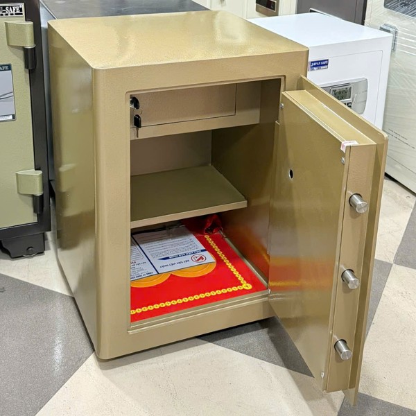 Két sắt chống cháy Việt Nhật VN-63AD khóa có nội thất 3 ngăn rộng