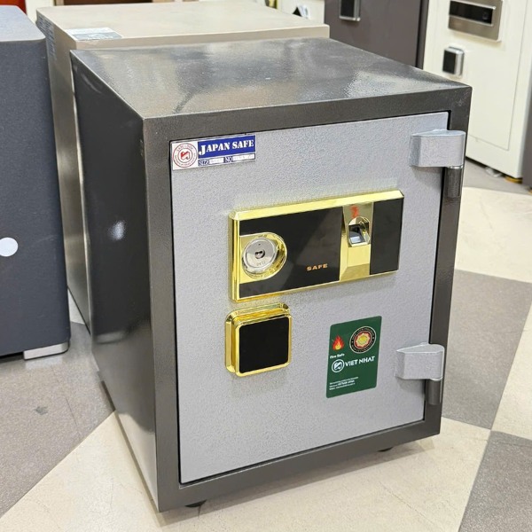 Hình ảnh Két sắt vân tay Việt Nhật VN33VT chống cháy cao cấp4