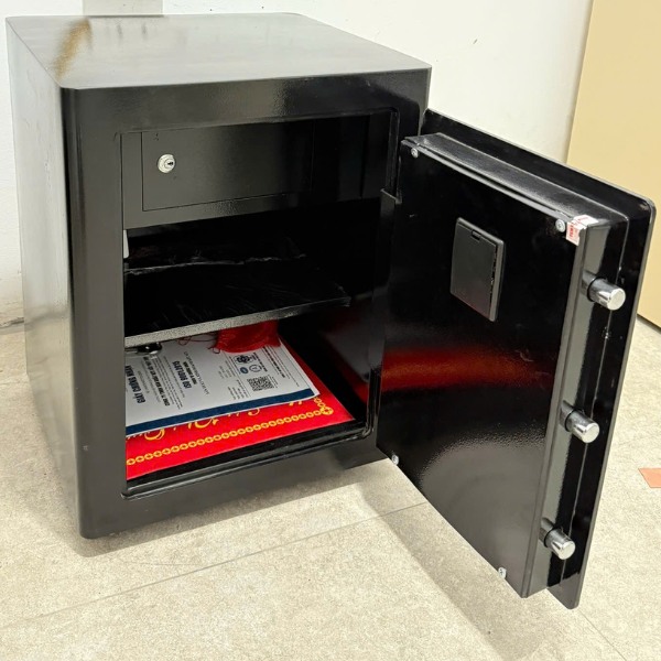 Hình ảnh Két sắt siêu cường Việt Tiệp KSC55E điện tử chống cháy2