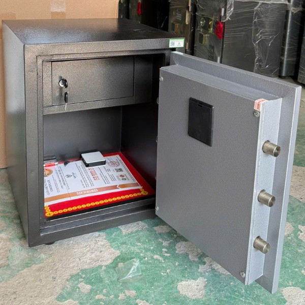 Hình ảnh Két sắt vân tay Việt Tiệp KW50VT chống cháy2