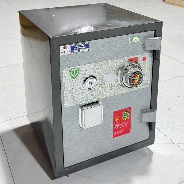 Két sắt Việt Tiệp chống cháy khóa cơ đổi mã KW52DM cao cấp