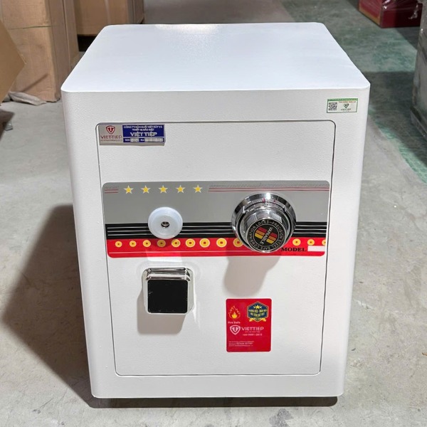Hình ảnh Két sắt tài lộc Việt Tiệp KW58SCDM - 56kg -Cơ đổi mã0