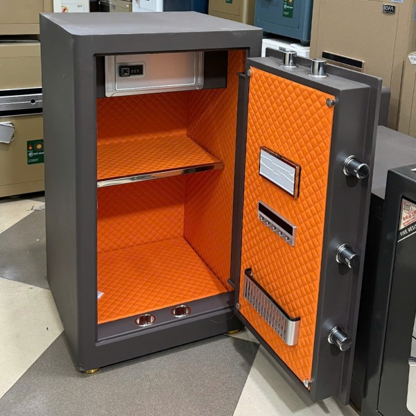 Nội thất két sắt xuân hòa Bokee BK80A1 màu nâu rộng 4 ngăn