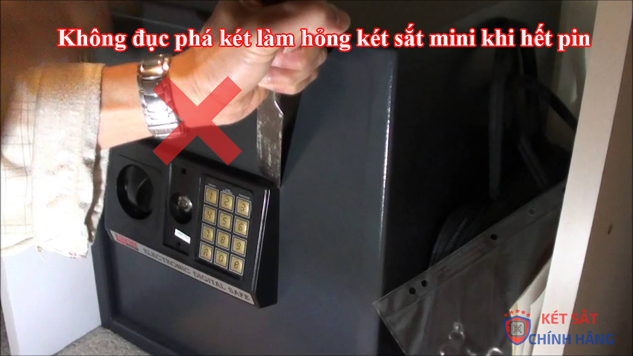 Không đục phá két làm hư hỏng 